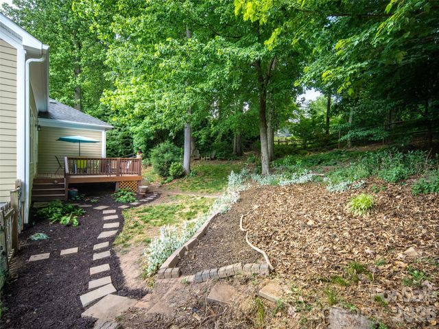 541 Welsh Partridge Circle, Biltmore Lake, NC 28715