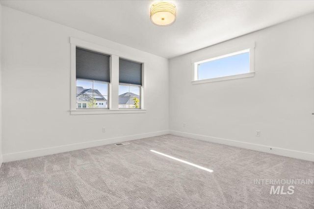 1279 W Ultar, Nampa, ID 83686