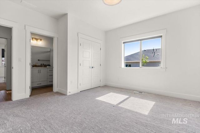1279 W Ultar, Nampa, ID 83686