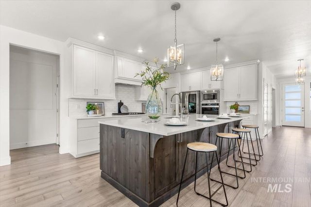 1279 W Ultar, Nampa, ID 83686