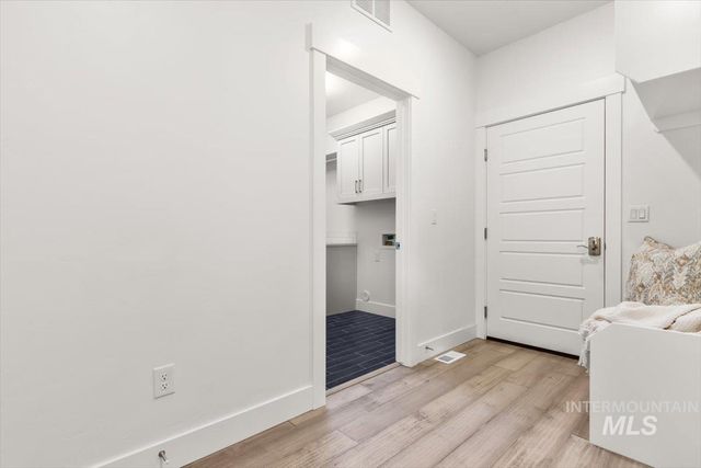 1279 W Ultar, Nampa, ID 83686