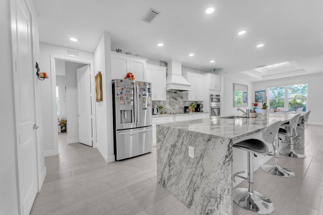 15435 Northlake Boulevard, The Acreage, FL 33412