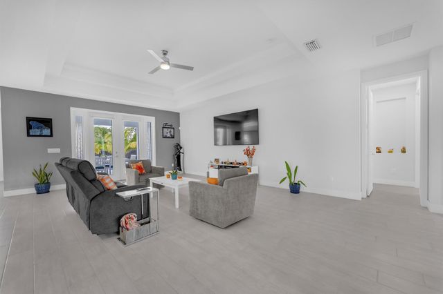 15435 Northlake Boulevard, The Acreage, FL 33412