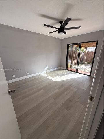 2031 SW 81st Way, Davie, FL 33324
