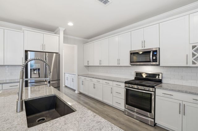 416 Northern Red Oak Drive, Summerville, SC 29486