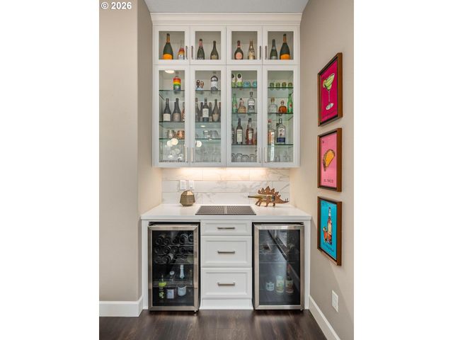 14341 Se LYON St, Happy Valley, OR 97086