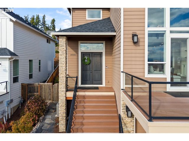 14341 Se LYON St, Happy Valley, OR 97086