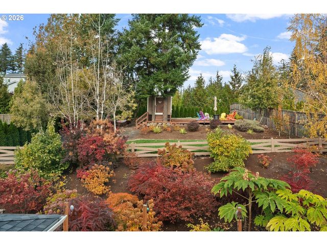 14341 Se LYON St, Happy Valley, OR 97086