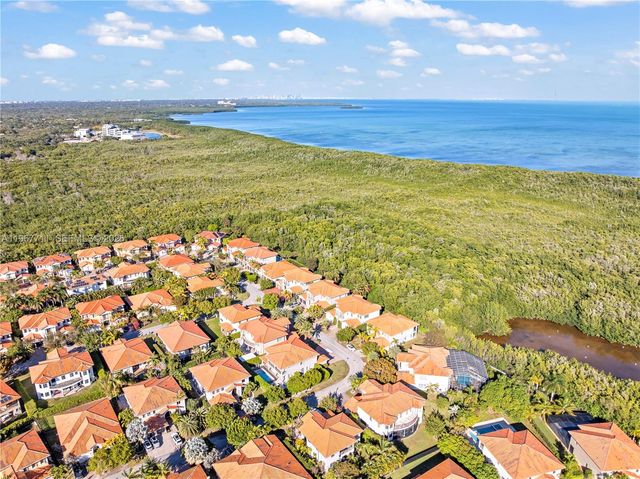 18841 SW 74th Ct, Cutler Bay, FL 33157