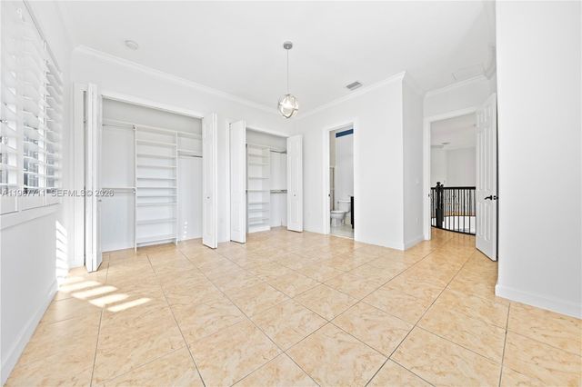 18841 SW 74th Ct, Cutler Bay, FL 33157