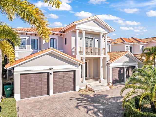 18841 SW 74th Ct, Cutler Bay, FL 33157