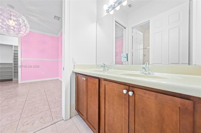 18841 SW 74th Ct, Cutler Bay, FL 33157