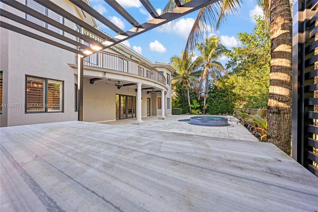 18841 SW 74th Ct, Cutler Bay, FL 33157