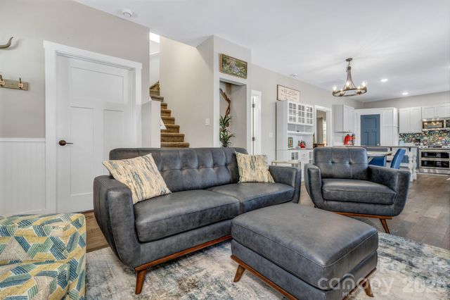 116 Northbend Drive, Asheville, NC 28804