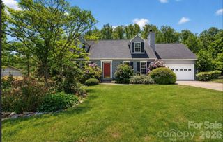 67 Beechwood Drive, Horse Shoe, NC 28742