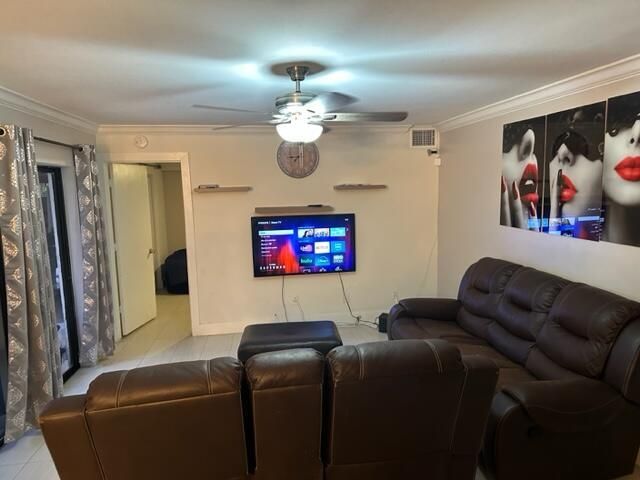 5584 NW 59th Place, Tamarac, FL 33319