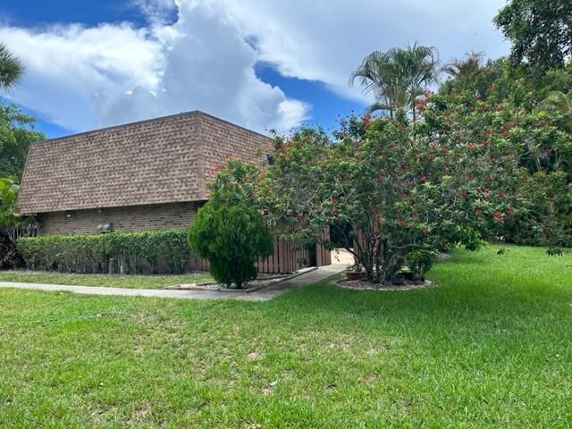 5584 NW 59th Place, Tamarac, FL 33319