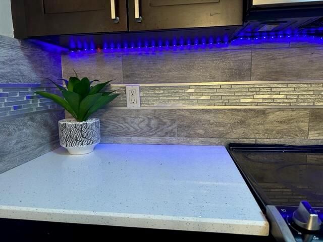 5584 NW 59th Place, Tamarac, FL 33319