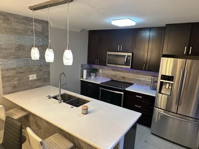 5584 NW 59th Place, Tamarac, FL 33319