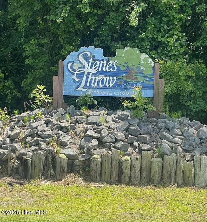 151 Cobblestone Place, West End, NC 27376