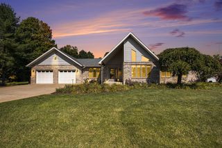 6030 Paw Paw Lake Road, Coloma, MI 49038