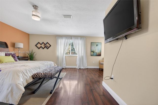 1485 NW 129th Ter, Sunrise, FL 33323