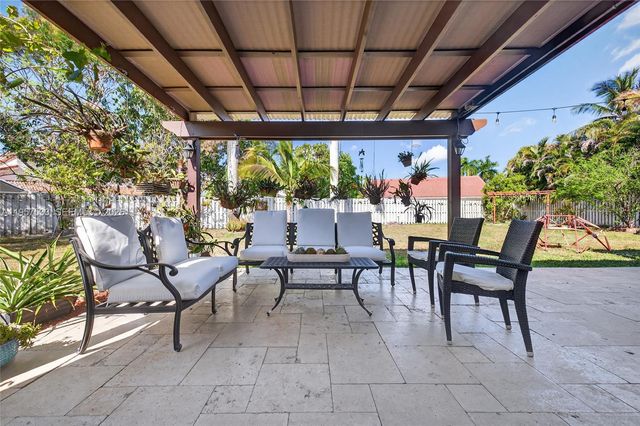 1485 NW 129th Ter, Sunrise, FL 33323