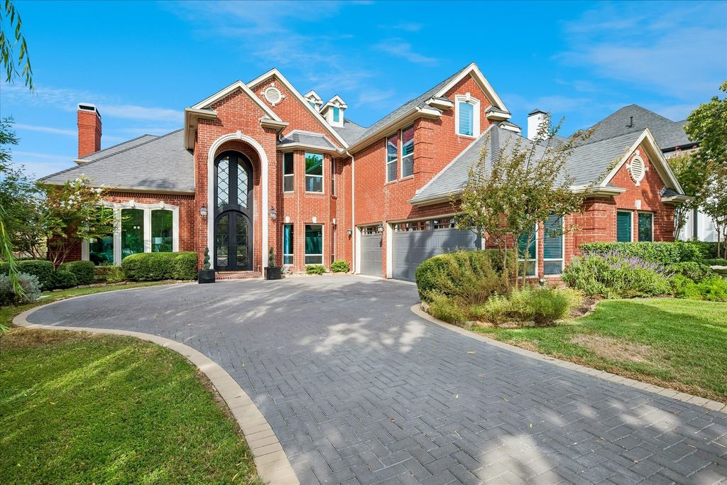 7501 Sweetgum Drive, Irving, TX 75063 — exterior