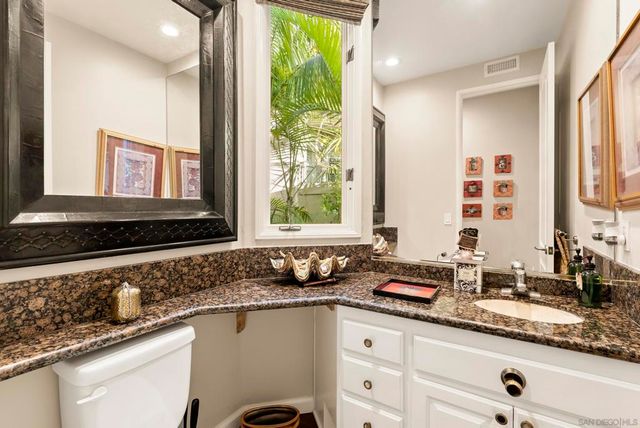 9757 Keeneland Row, La Jolla, CA 92037