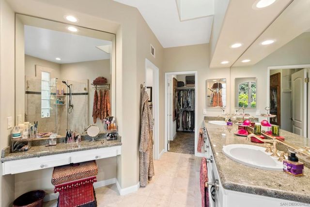 9757 Keeneland Row, La Jolla, CA 92037