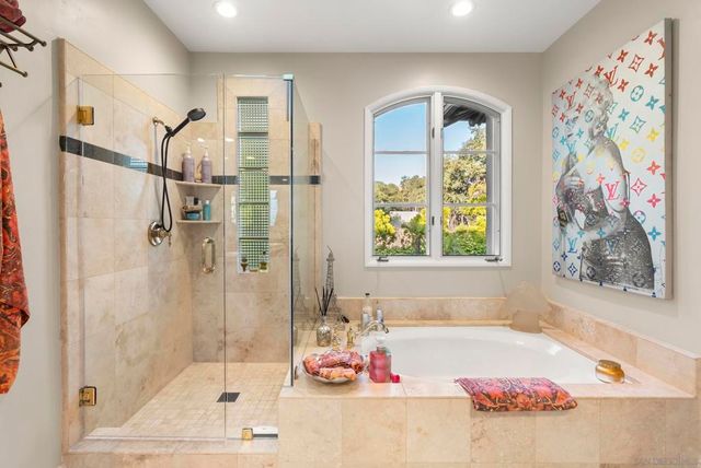 9757 Keeneland Row, La Jolla, CA 92037