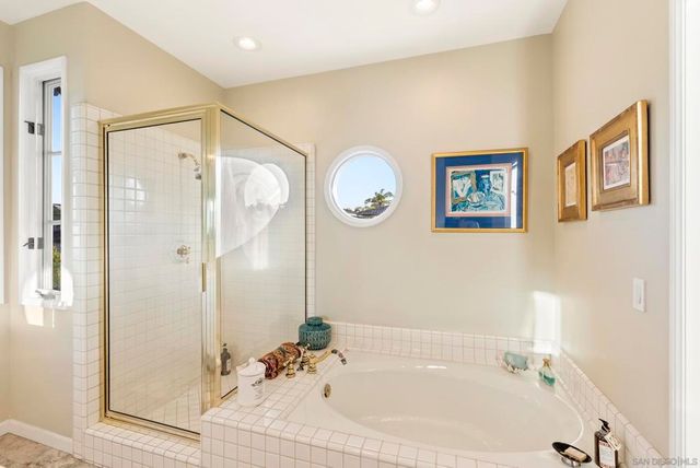 9757 Keeneland Row, La Jolla, CA 92037