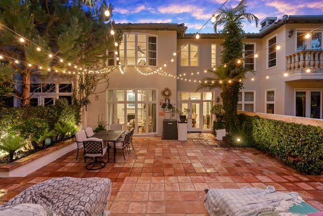 9757 Keeneland Row, La Jolla, CA 92037