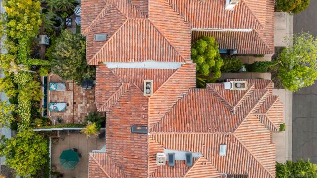 9757 Keeneland Row, La Jolla, CA 92037