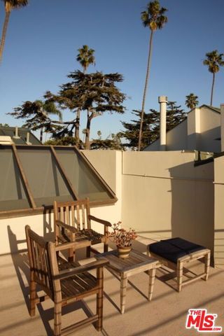 938 Lincoln Boulevard 3, Santa Monica, CA 90403