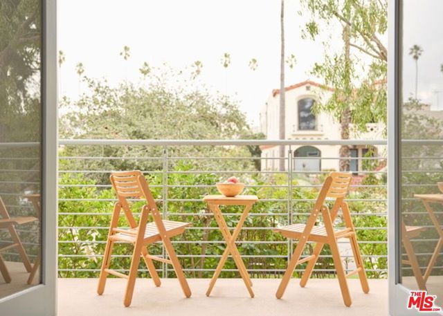 938 Lincoln Boulevard 3, Santa Monica, CA 90403