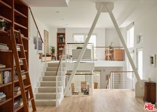 938 Lincoln Boulevard 3, Santa Monica, CA 90403