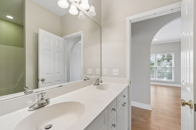 1525 Stratford Hall Cir, Murfreesboro, TN 37130