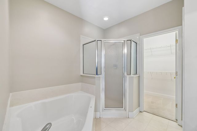 1525 Stratford Hall Cir, Murfreesboro, TN 37130
