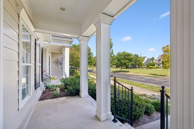 1525 Stratford Hall Cir, Murfreesboro, TN 37130
