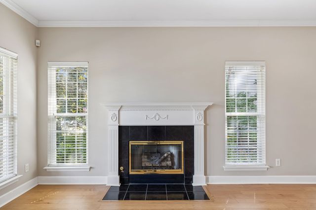 1525 Stratford Hall Cir, Murfreesboro, TN 37130