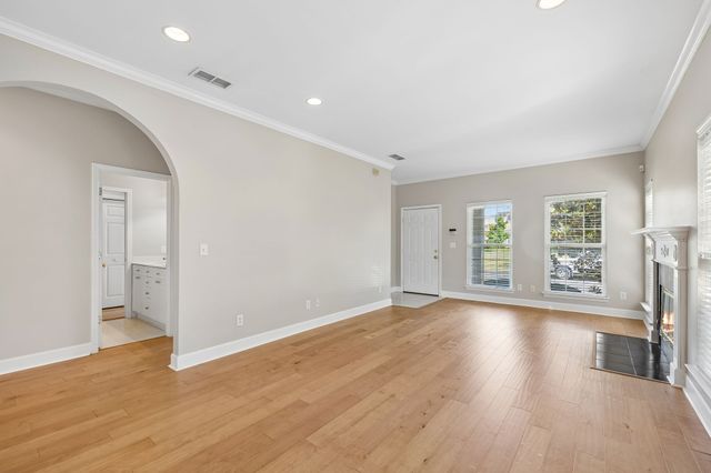 1525 Stratford Hall Cir, Murfreesboro, TN 37130