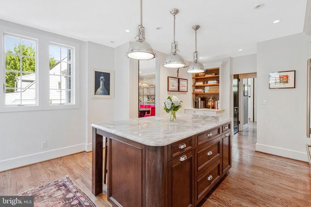 3711 MCKINLEY ST NW, Washington, DC 20015