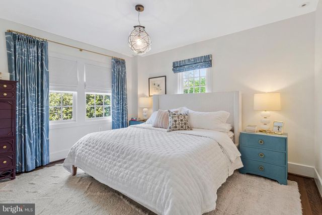 3711 MCKINLEY ST NW, Washington, DC 20015