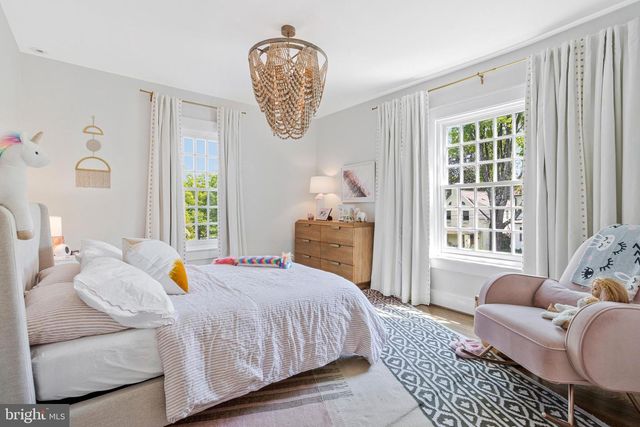 3711 MCKINLEY ST NW, Washington, DC 20015