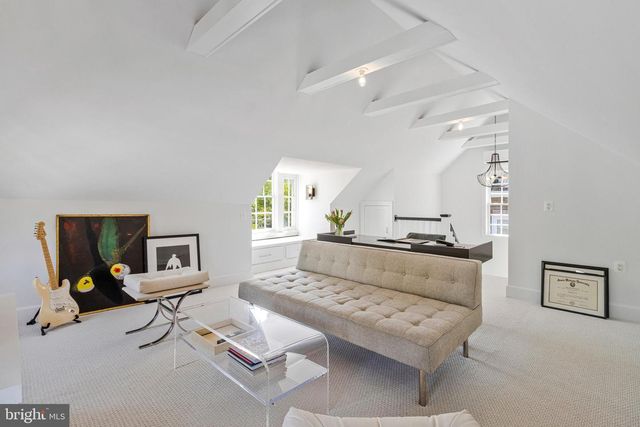 3711 MCKINLEY ST NW, Washington, DC 20015