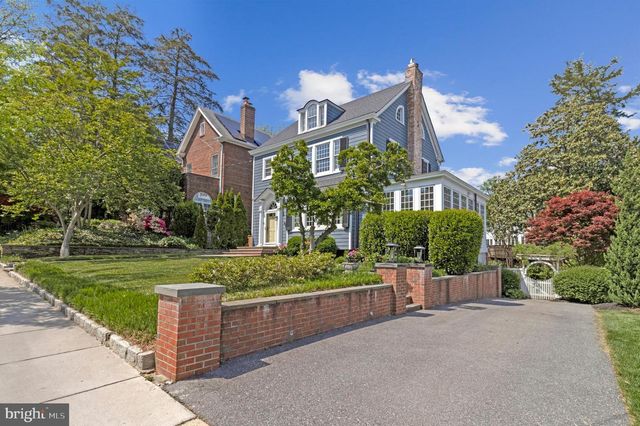 3711 MCKINLEY ST NW, Washington, DC 20015