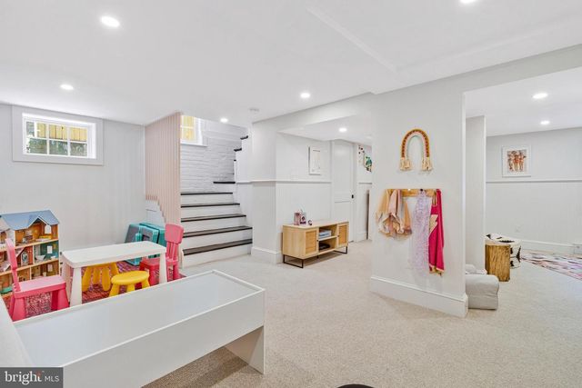3711 MCKINLEY ST NW, Washington, DC 20015