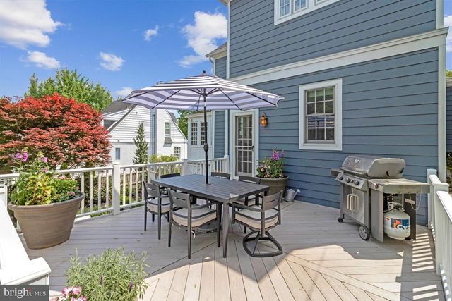 3711 MCKINLEY ST NW, Washington, DC 20015