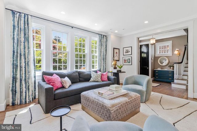 3711 MCKINLEY ST NW, Washington, DC 20015